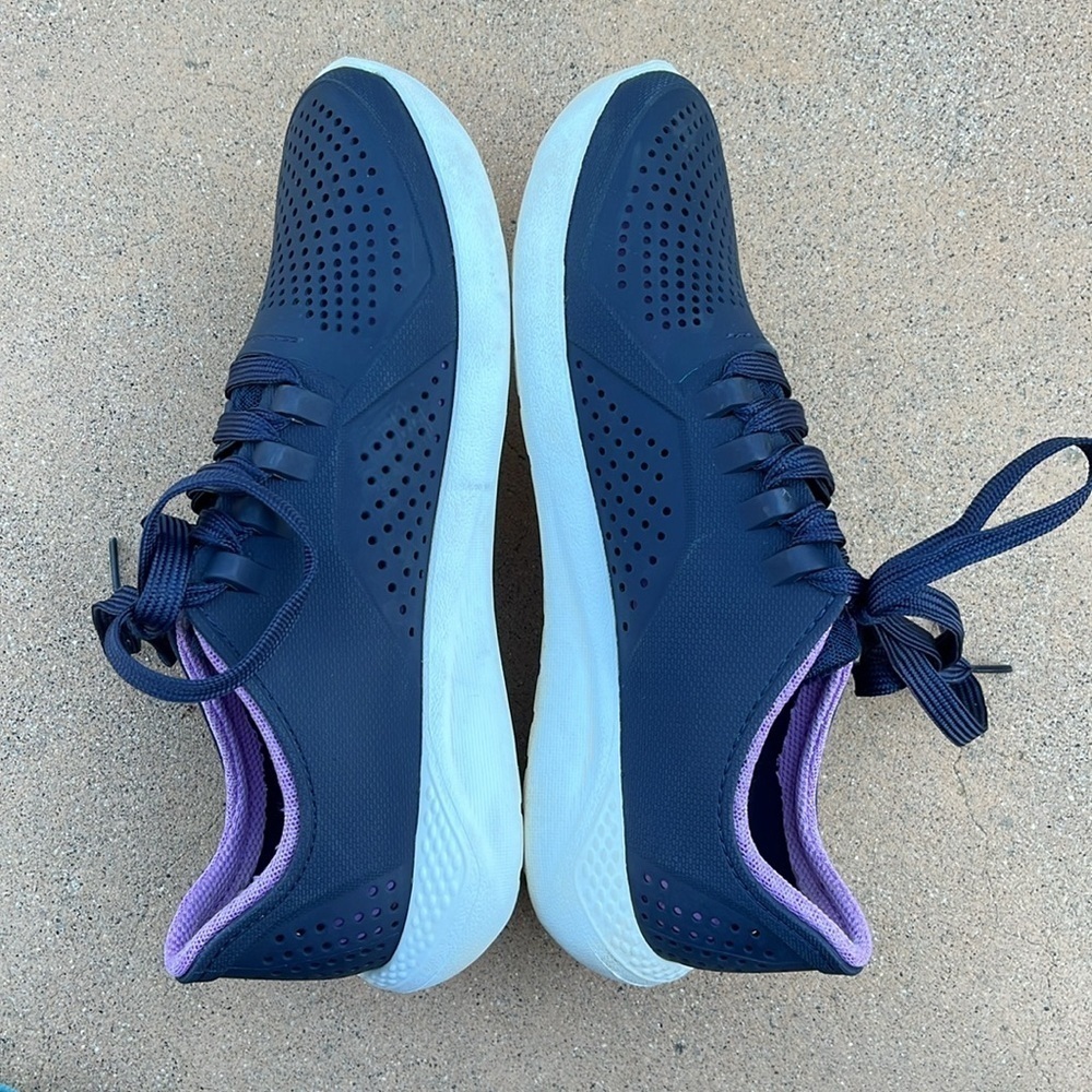 Crocs Lace Up Shoes Lite Ride Navy Blue Women’s Size 8 Sneakers Travel - Picture 9 of 10